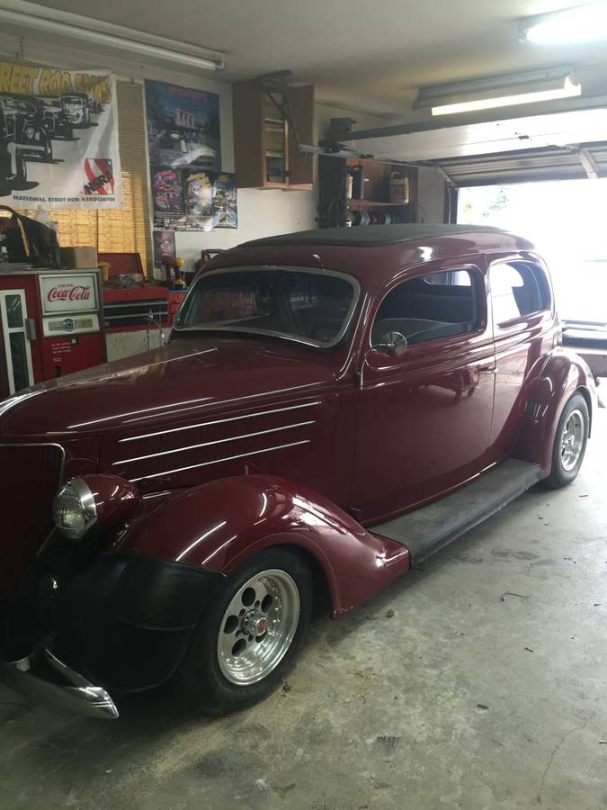 Ford-Two-door-sedan-1936-8