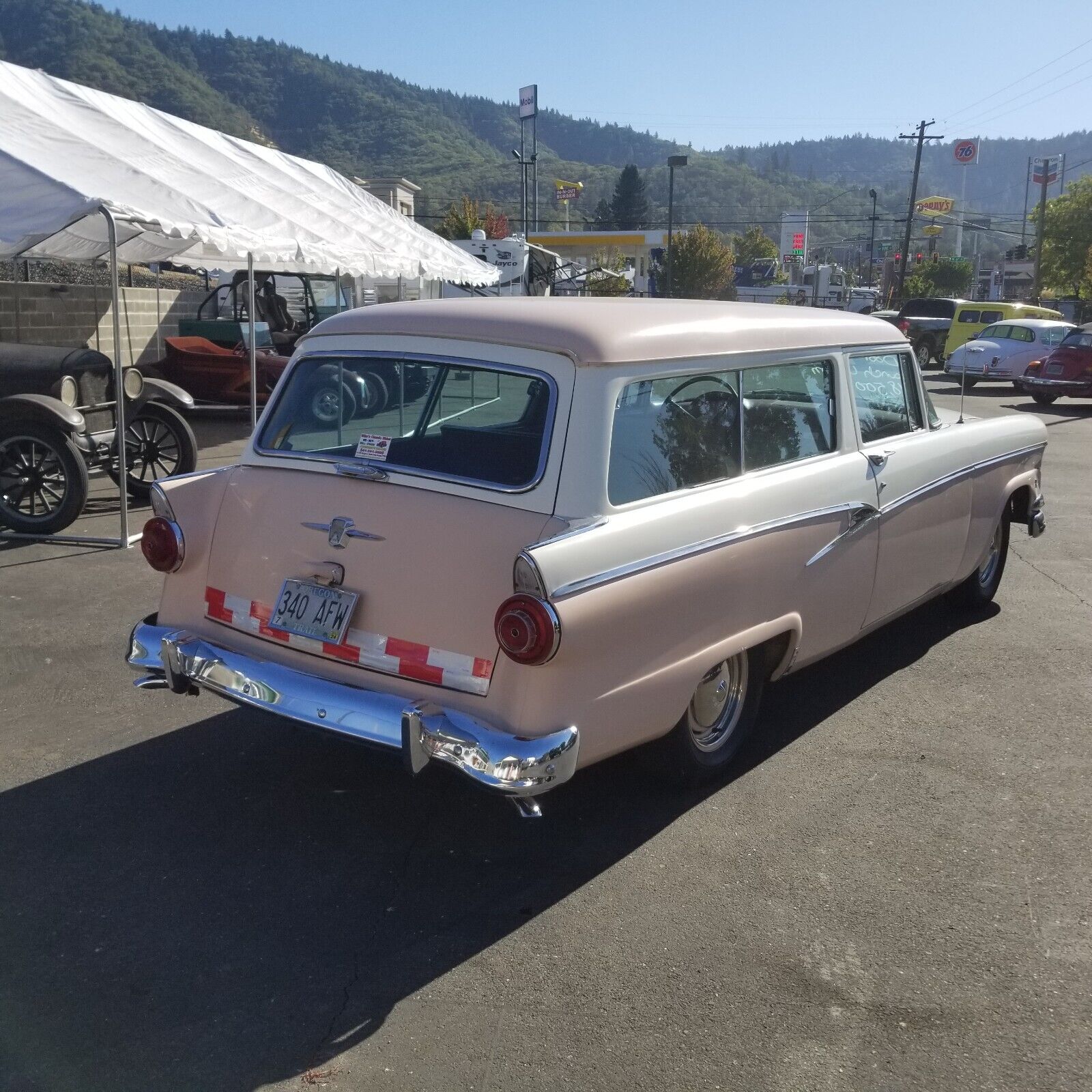 Ford-Very-Nice-2-Door-Ranch-Wagon-Low-Reserve-Great-Inv-Break-1956-two-tone-19867-2