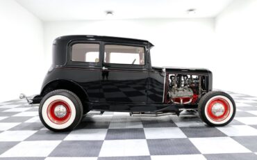 Ford-Victoria-Coupe-1930-7