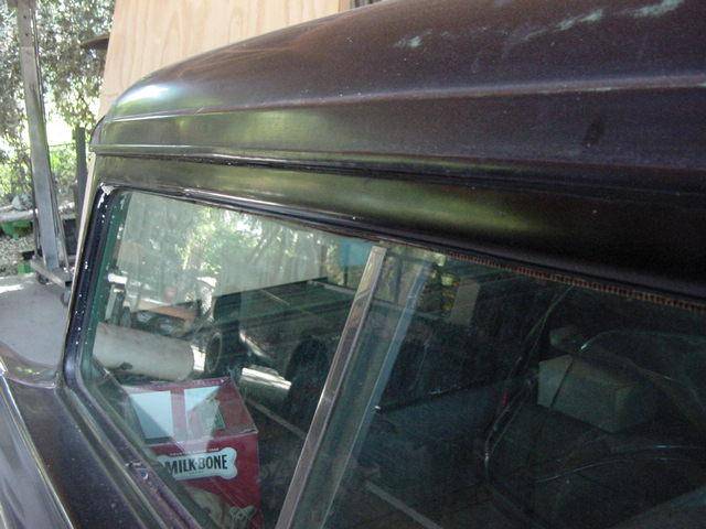 Ford-Wagon-1957-black-160934-7