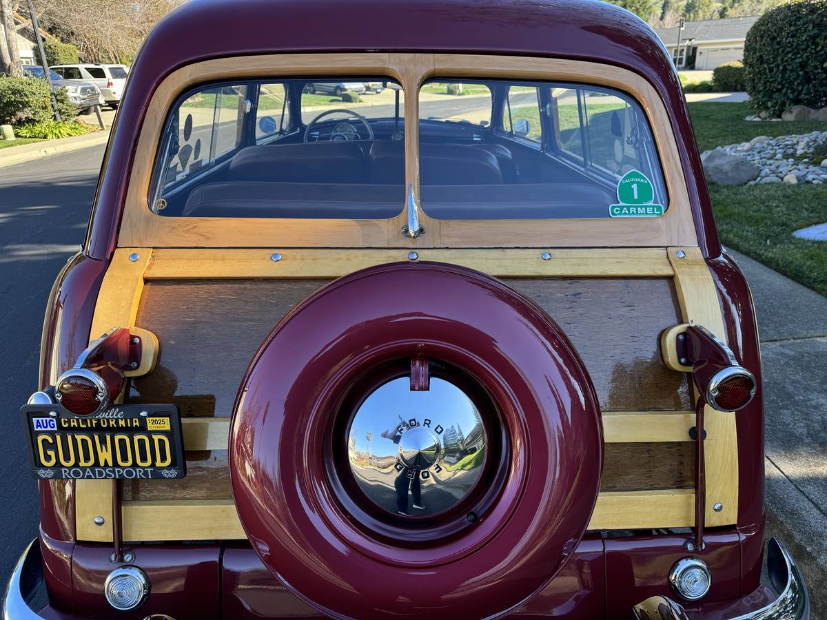 Ford-Woody-wagon-1950-3