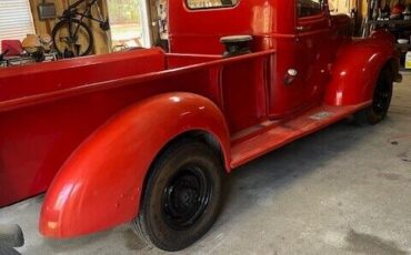 GMC-34-Ton-Pickup-Truck-Vintage-Coupe-1947-5