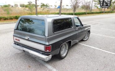 GMC-Jimmy-1981-Black-Gray-224-7