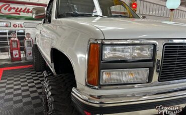 GMC-K1500-1991-White-Gray-279971-3