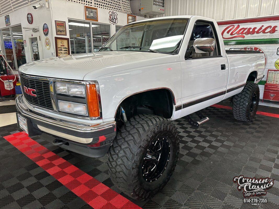 GMC-K1500-1991-White-Gray-279971-9