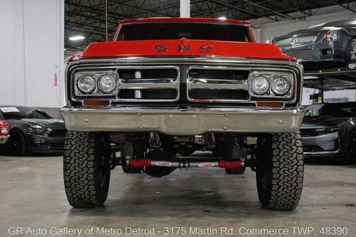 GMC-K2500-1972-Red-Black-311-10