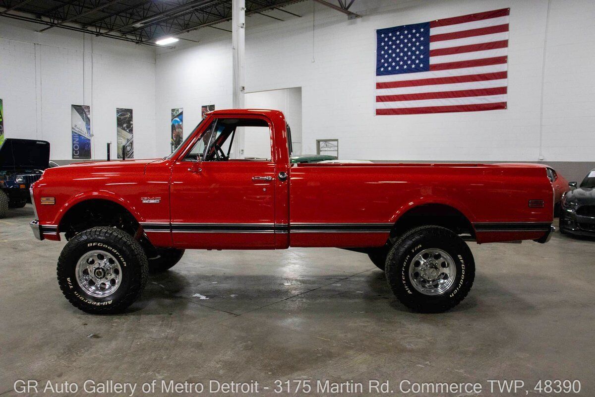 GMC-K2500-1972-Red-Black-311-2