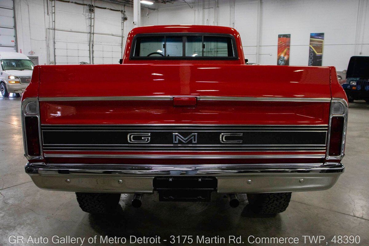 GMC-K2500-1972-Red-Black-311-4