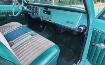 GMC-Other-1968-Teal-TealTan-209537-25