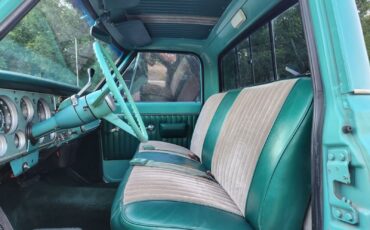 GMC-Other-1968-Teal-TealTan-209537-26