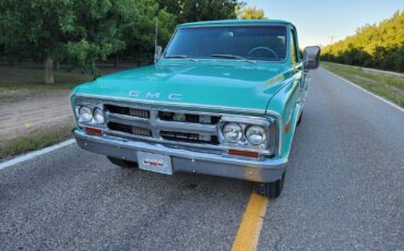 GMC-Other-1968-Teal-TealTan-209537-3