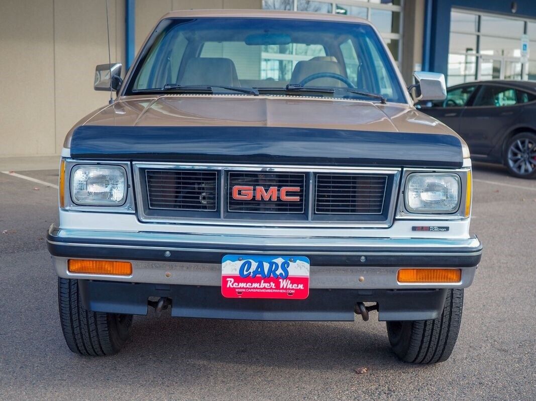 GMC-S-15-Jimmy-1986-9