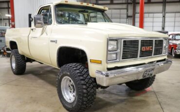 GMC-Sierra-1500-Pickup-1981-11