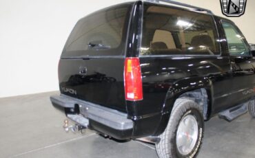 GMC-Yukon-Pickup-1993-Black-Gray-189240-6