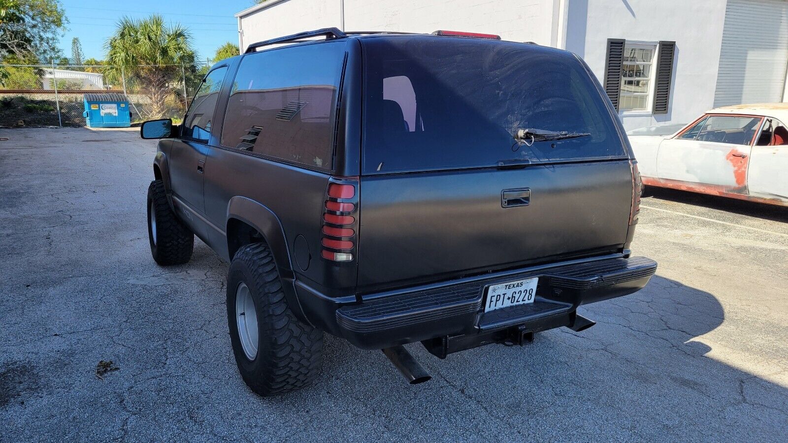 GMC-Yukon-SUV-1994-Black-Gray-215652-8