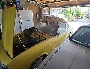 Glas-1700gt-Coupe-1967-Yellow-Black-107826-2