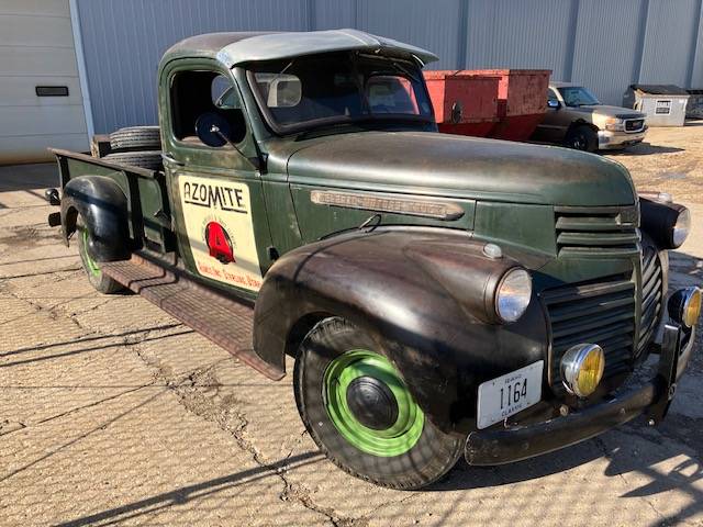 Gmc-12-ton-228-pickup-1946-green-1786