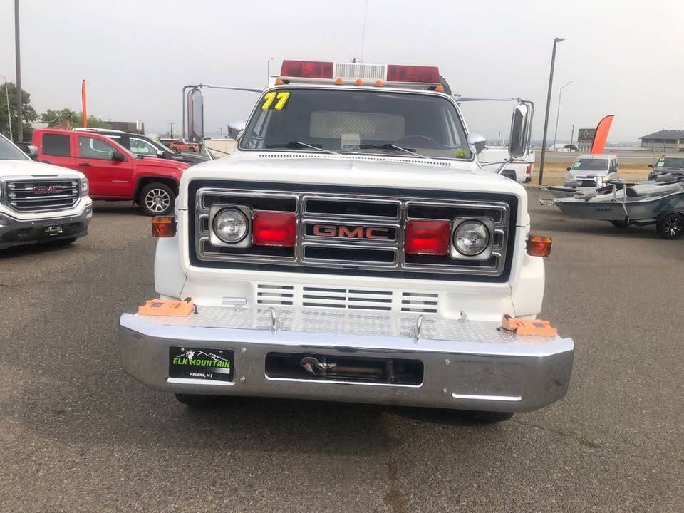 Gmc-6500-diesel-1977-white-39698-7