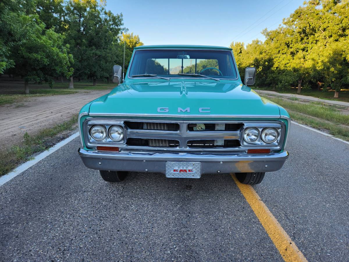 Gmc-C2500-1968-209536-2