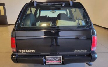 Gmc-Jimmy-typhoon-1993-black-145267-4