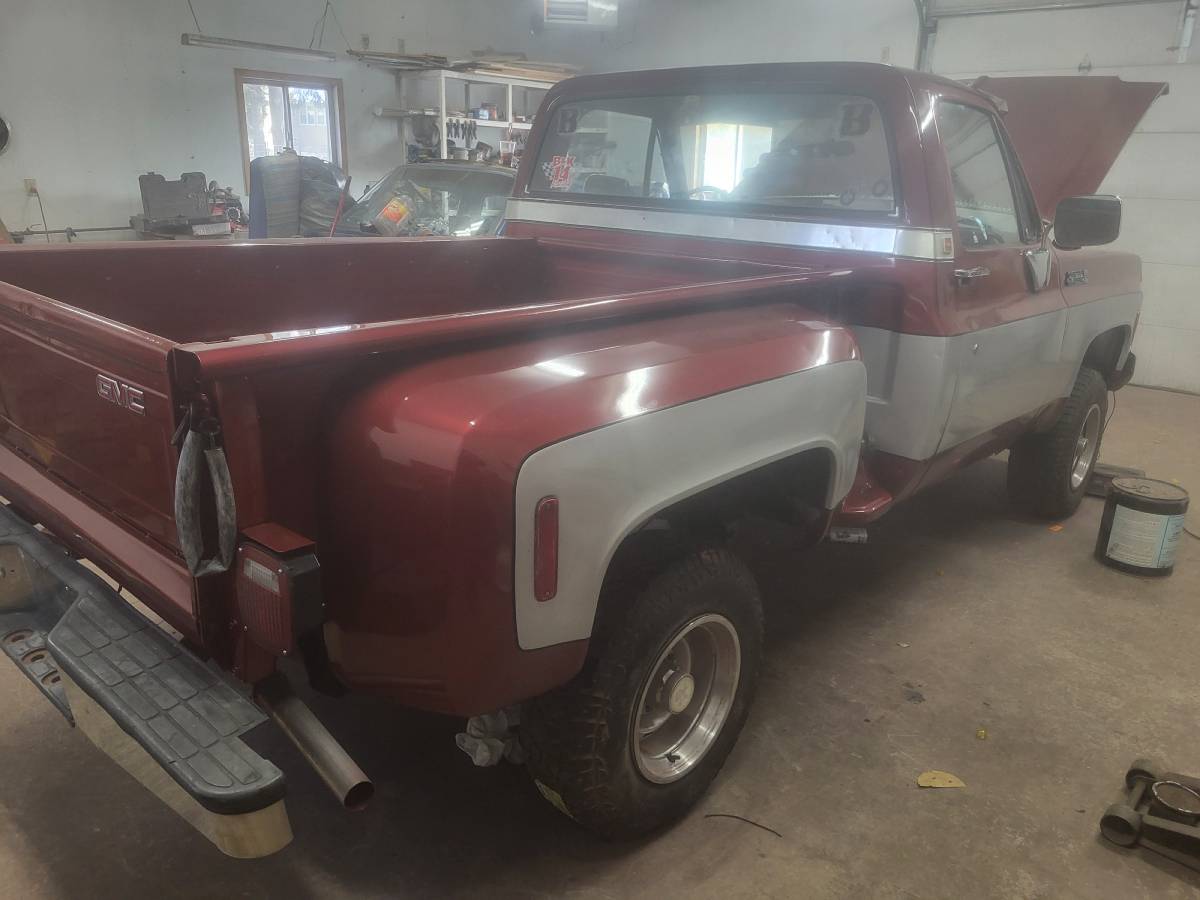 Gmc-K15-1979-red-138403-3