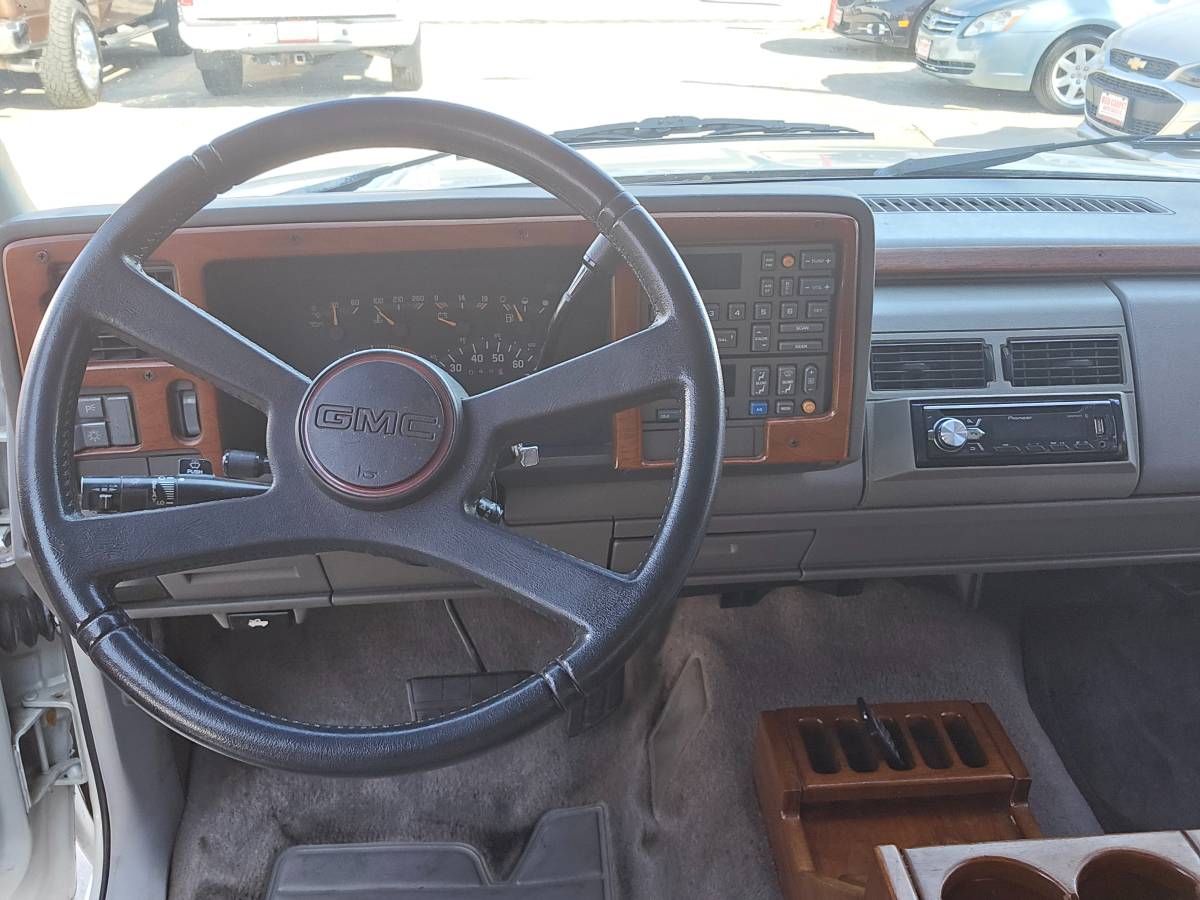 Gmc-Sierra-12-ton-nominal-1992-6