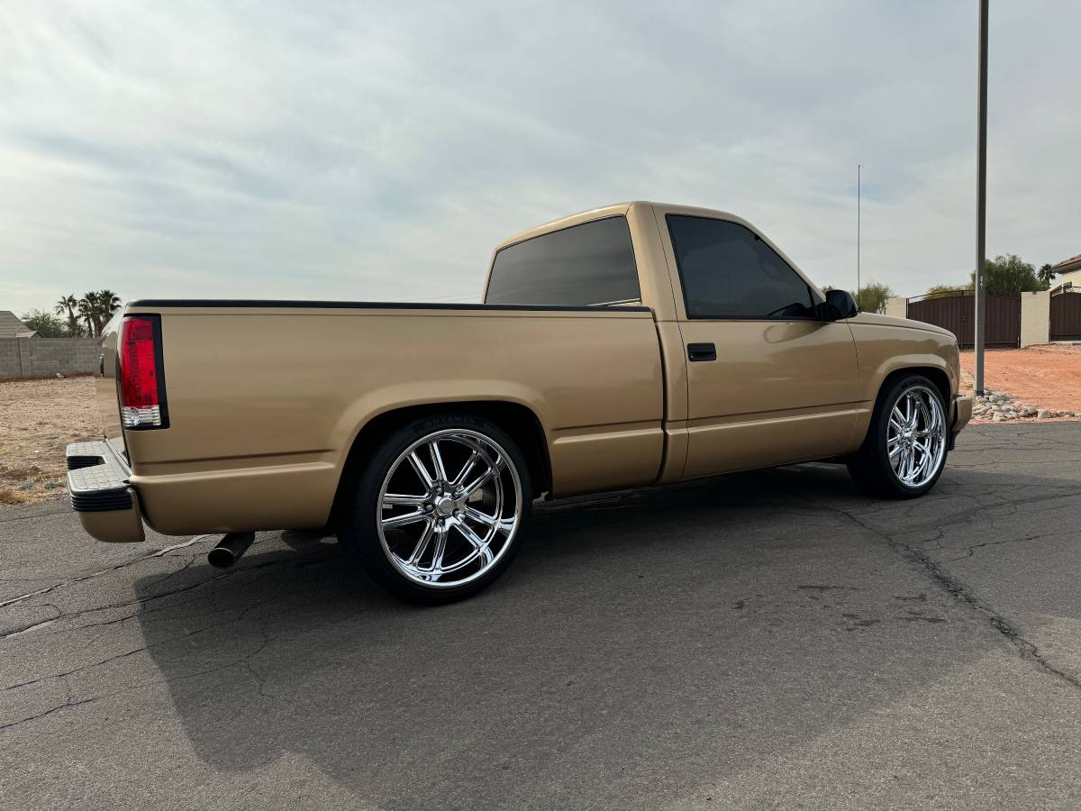 Gmc-Sierra-1500-1995-custom-112654-2