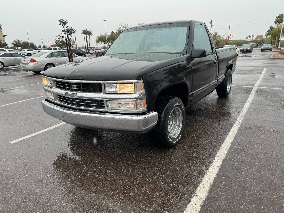 Gmc-Sierra-1990-black-318649-1