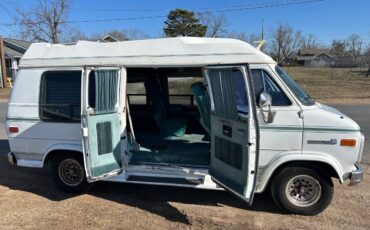 Gmc-Vandura-2500-1992-154172-1