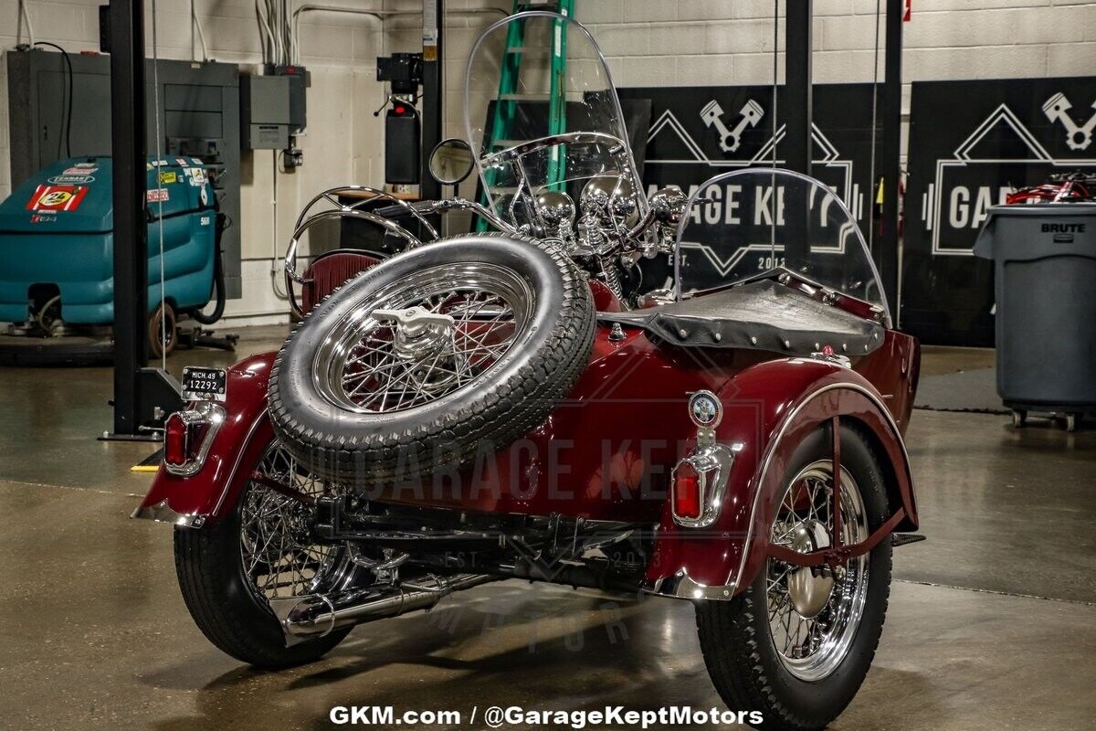 Harley-Davidson-Panhead-Cabriolet-1949-Burgundy-Black-97-7