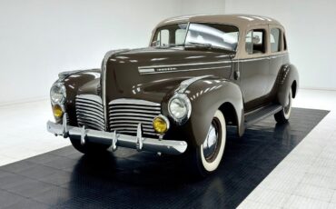 Hudson-Six-Traveller-10T-Berline-1941