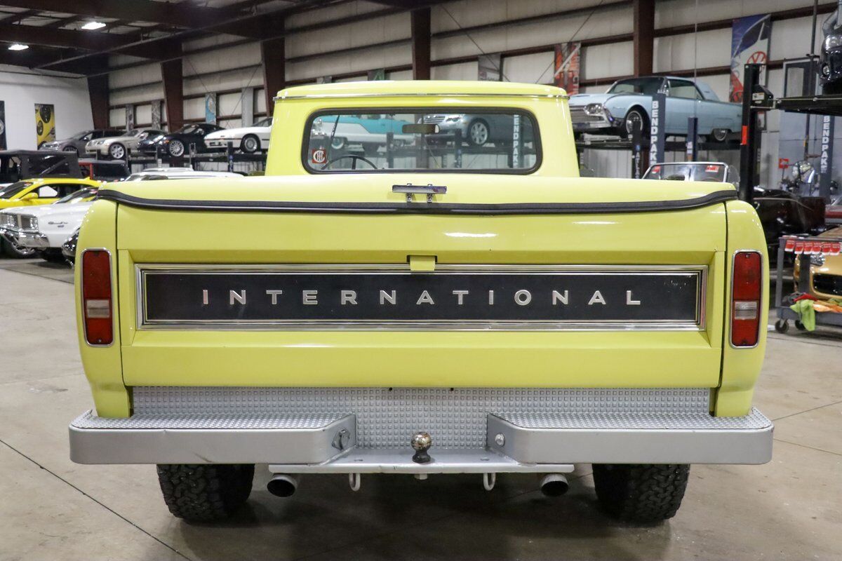 International-Harvester-100-1974-Yellow-Tan-122236-6