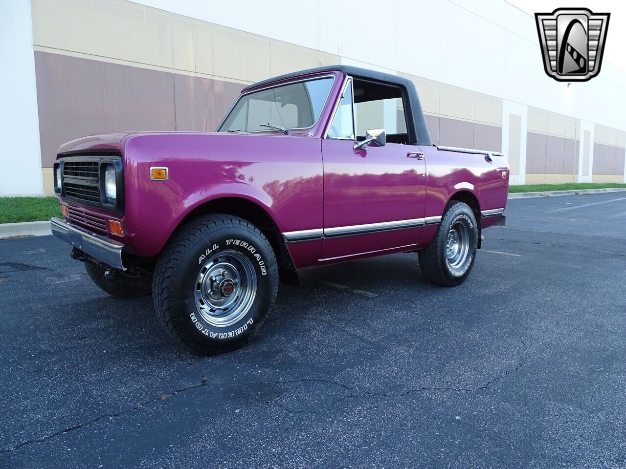 International-Harvester-Scout-Pickup-1979-Purple-Black-43365-2