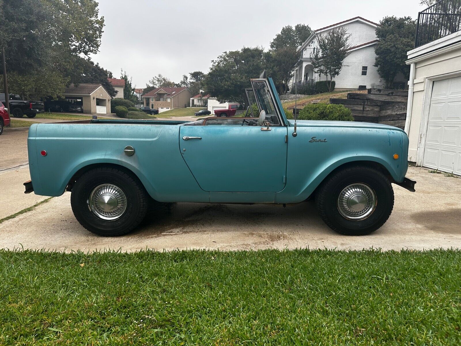 International-Harvester-Scout-SUV-1969-3