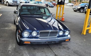 Jaguar-1985-blue-128747-3