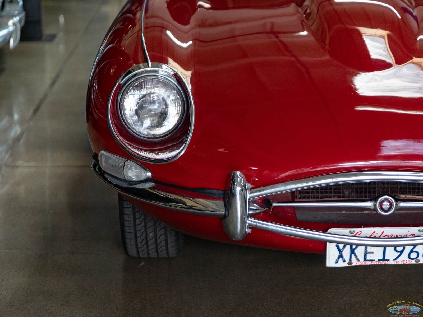 Jaguar-E-Type-1968-13