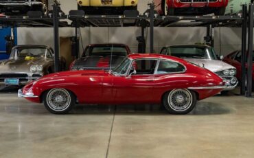 Jaguar-E-Type-1968-5