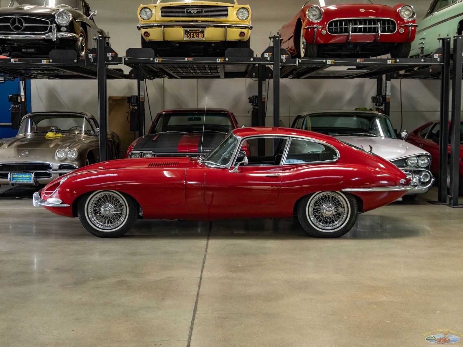 Jaguar-E-Type-1968-5