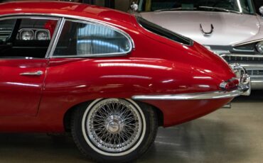 Jaguar-E-Type-1968-6