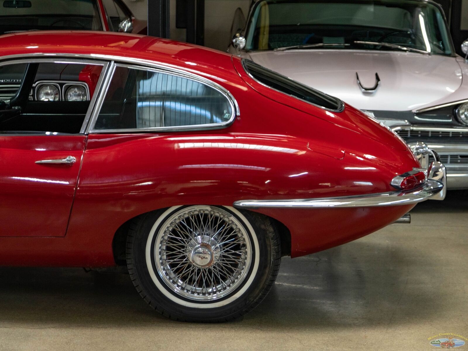 Jaguar-E-Type-1968-6