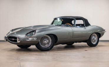 Jaguar-E-Type-Cabriolet-1967-12