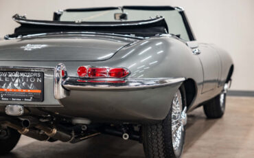 Jaguar-E-Type-Cabriolet-1967-30