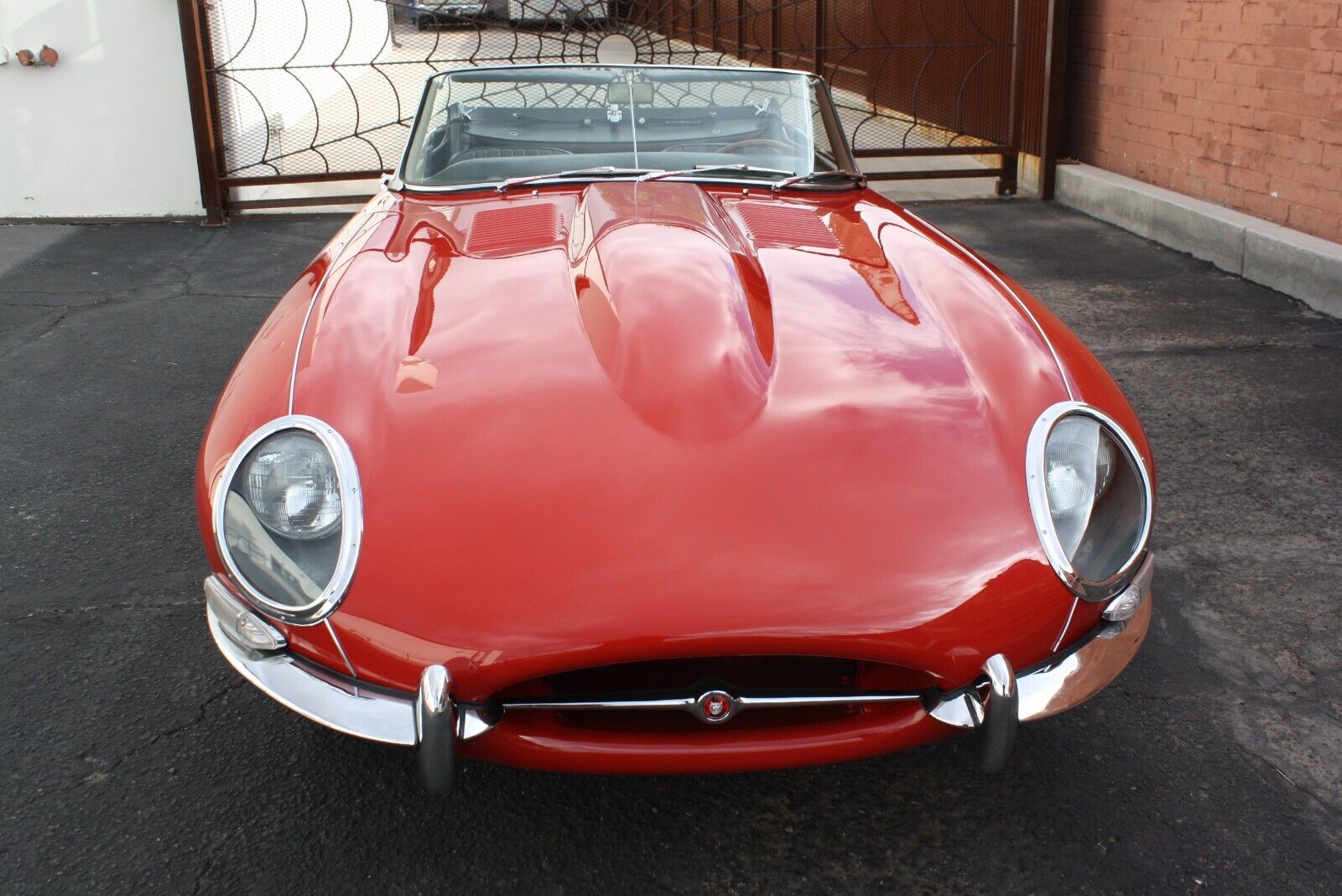 Jaguar-E-Type-Cabriolet-1967-4