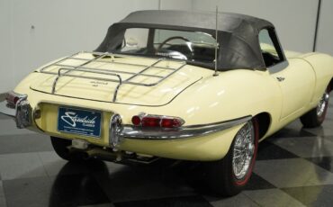 Jaguar-E-Type-Cabriolet-1968-10