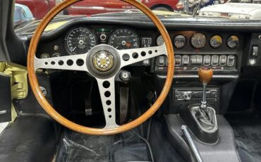 Jaguar-E-Type-Cabriolet-1968-Yellow-Black-90197-10