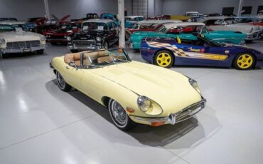 Jaguar-E-Type-Cabriolet-1969-Yellow-Saddle-159599-6