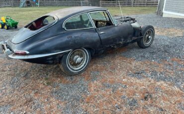 Jaguar-E-Type-Coupe-1965-7