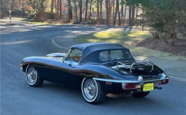 Jaguar-E-Type-Roadster-1970-6