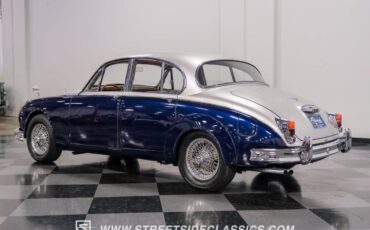 Jaguar-Mark-II-Berline-1962-Blue-Biscuit-108497-8