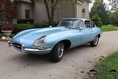 Jaguar-Series-1-XKE-Fixed-Head-Coupe-1966-1